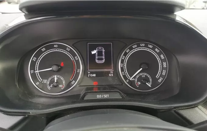 SKODA FABIA 1.0 MPI 65 ch BVM5 Active photo 19 2124409