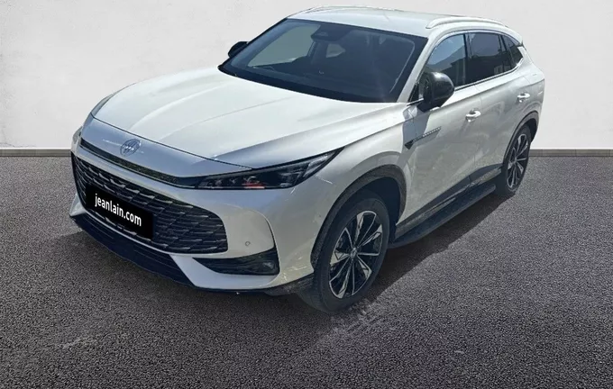 MG EHS 1.5T PHEV 272 ch Luxury extérieur trois quart avant gauche 8613