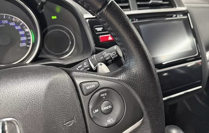 HONDA JAZZ 1.3 i-VTEC Exclusive Navi CVT photo 12 213275
