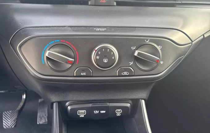 HYUNDAI I20 1.2 79 Initia photo 14 