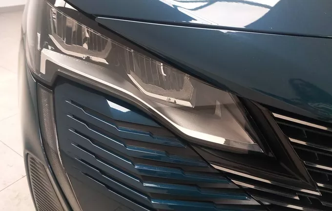 PEUGEOT 3008 PureTech 130ch S&S EAT8 Allure Pack photo 16 2125683