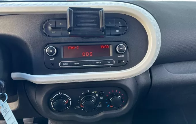 RENAULT TWINGO III SCe 65 - 20 Life photo 15 2130584
