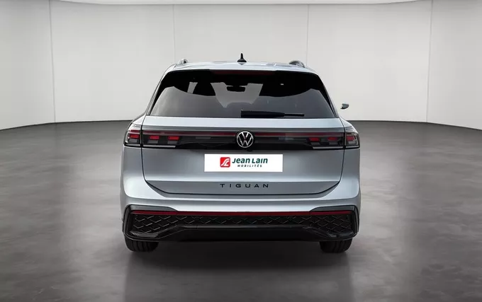 VOLKSWAGEN TIGUAN 1.5 eTSI 150ch DSG7 R-Line Edition extérieur arrière 6860