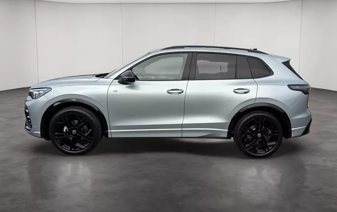 VOLKSWAGEN TIGUAN 1.5 eTSI 150ch DSG7 R-Line Edition extérieur côté gauche 6860