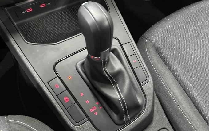 SEAT IBIZA 1.0 TSI 115 ch S/S DSG7 Copa photo 13 2133174