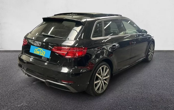 AUDI A3 Sportback 35 TDI 150 S tronic 7 Design Luxe extérieur trois quart arrière droit 213417