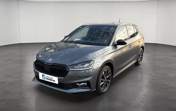 SKODA FABIA 1.5 TSI 150 ch DSG7 Monte-Carlo extérieur trois quart avant gauche 2132235
