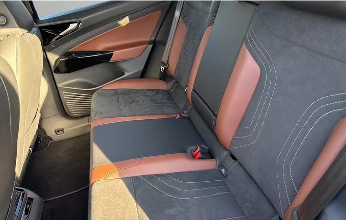 VOLKSWAGEN ID.5 204 ch Pro Performance extérieur arrière 2130761