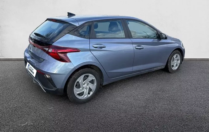HYUNDAI I20 1.2 79 Initia extérieur trois quart arrière droit 13696