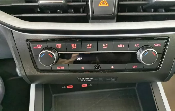 SEAT ARONA 1.0 TSI 95 ch Start/Stop BVM5 Copa photo 19 2132522