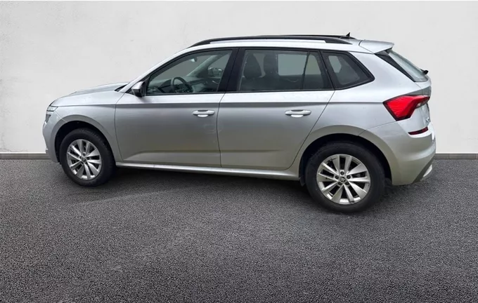 SKODA KAMIQ 1.0 TSI Evo 110 ch DSG7 Ambition extérieur trois quart arrière gauche 2127907