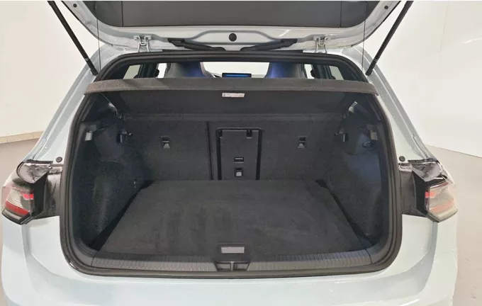 VOLKSWAGEN GOLF 2.0 TDI 150 DSG7 R-Line Edition photo 9 2130402