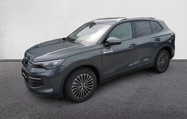 VOLKSWAGEN TIGUAN 2.0 TDI 150ch DSG7 VW Edition WVGZZZCT9SW011968