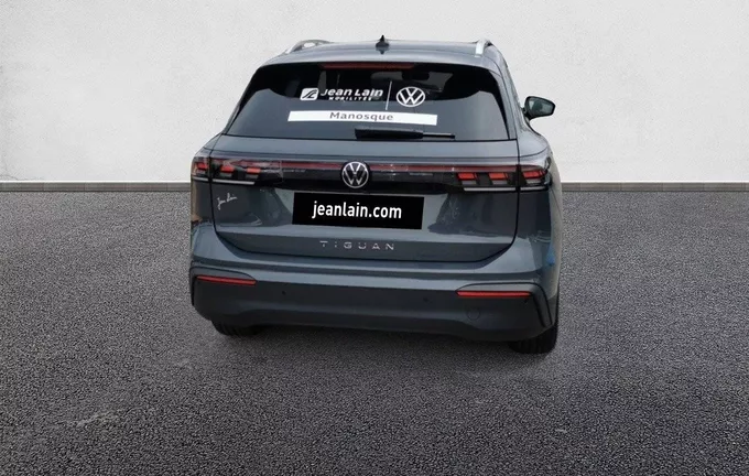 VOLKSWAGEN TIGUAN 2.0 TDI 150ch DSG7 VW Edition extérieur arrière 0845