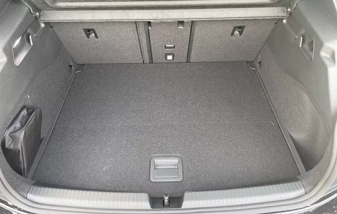 VOLKSWAGEN ID.3 Neo 50 kWh Life photo 10 9513