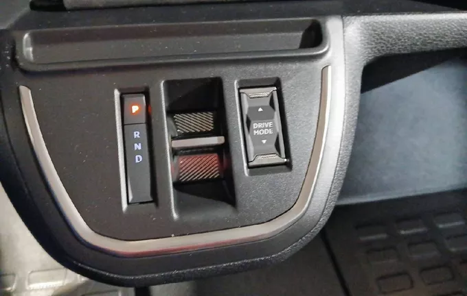 FIAT SCUDO Combi XL Diesel 180 ch Automatique photo 14 945196
