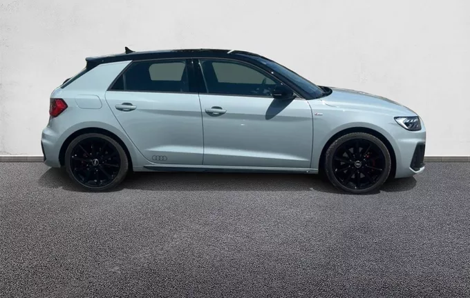 AUDI A1 Sportback 40 TFSI 207 ch S tronic 7 S Line extérieur côté droit 560740