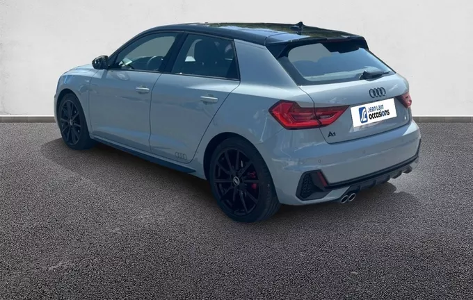 AUDI A1 Sportback 40 TFSI 207 ch S tronic 7 S Line extérieur trois quart arrière gauche 560740