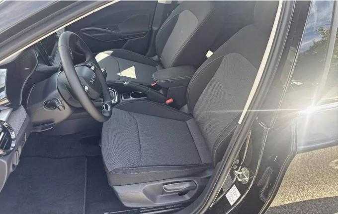 SKODA FABIA 1.0 TSI 95 ch EVO 2 BVM5 Selection extérieur trois quart arrière droit 7036