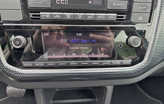 VOLKSWAGEN E-UP! 2.0 e-up! 83 Electrique photo 15 2128583