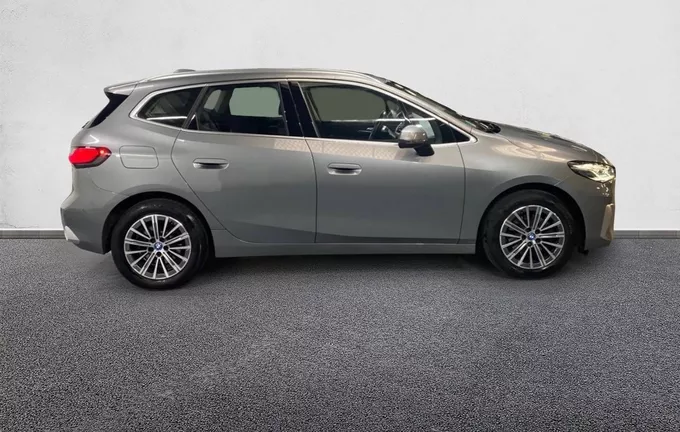 BMW SERIE 2 Active Tourer 225e xDrive 245 ch DKG7 Luxury extérieur côté droit 2129094