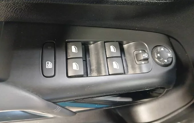 CITROEN C5 AIRCROSS Hybride Rechargeable 225 e-EAT8 Shine photo 20 945884