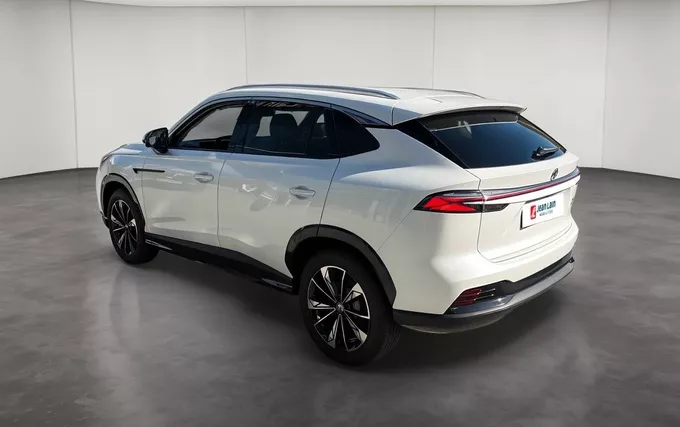 MG EHS 1.5 Hybrid+ 224 ch Luxury extérieur trois quart arrière gauche 7773