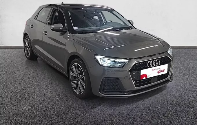 AUDI A1 Sportback 30 TFSI 116 ch S tronic 7 Design extérieur trois quart avant droit 2129378