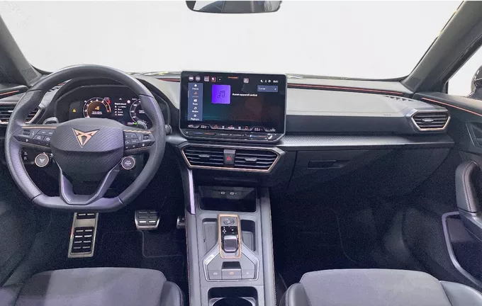 CUPRA FORMENTOR 1.5 eTSI Hybrid 150 ch DSG7 V extérieur trois quart avant droit 2130962