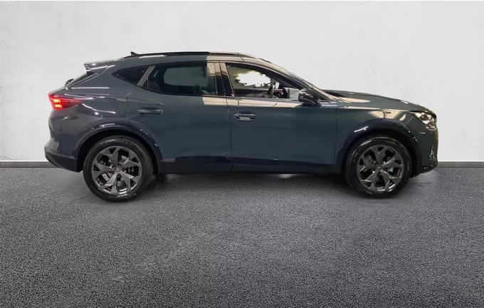 CUPRA FORMENTOR 1.5 eTSI Hybrid 150 ch DSG7 V extérieur côté droit 2130962