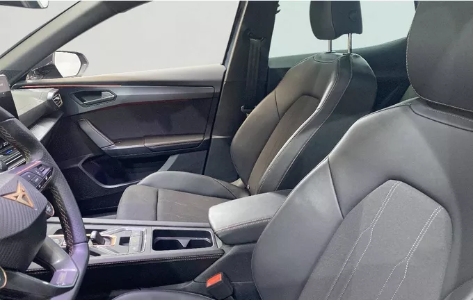 CUPRA FORMENTOR 1.5 eTSI Hybrid 150 ch DSG7 V extérieur trois quart arrière droit 2130962