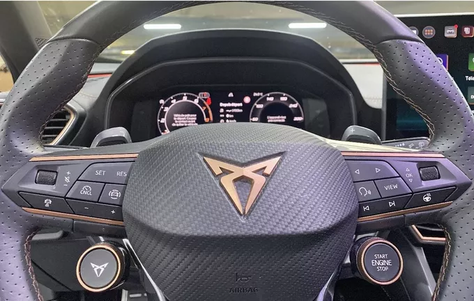 CUPRA FORMENTOR 1.5 eTSI Hybrid 150 ch DSG7 V photo 19 2130962