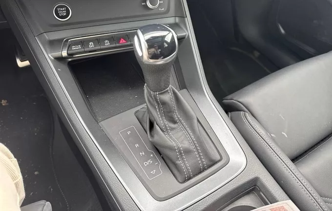 AUDI Q3 35 TDI 150 ch S tronic 7 S line plus photo 13 2128270