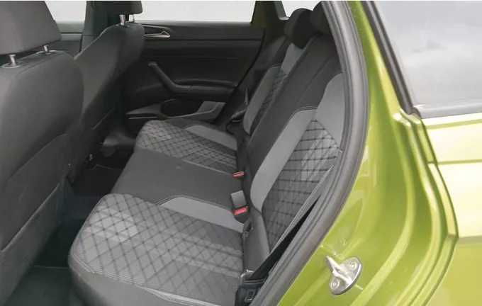 VOLKSWAGEN TAIGO 1.5 TSI 150 DSG7 R-Line extérieur arrière 2119155
