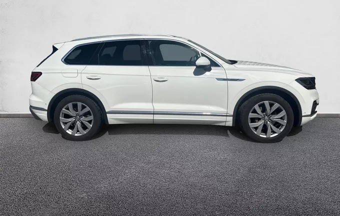VOLKSWAGEN TOUAREG 3.0 TDI 286ch Tiptronic 8 4Motion Carat Exclusive extérieur côté droit 945664