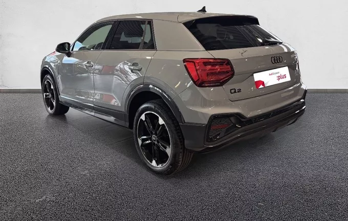 AUDI Q2 35 TFSI 150 S tronic 7 S line extérieur trois quart arrière gauche 2131489