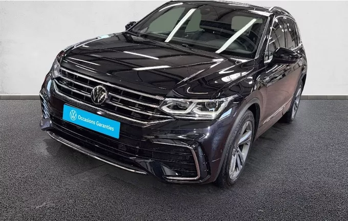 VOLKSWAGEN TIGUAN 2.0 TDI 150ch DSG7 R-Line extérieur trois quart avant gauche 2128130