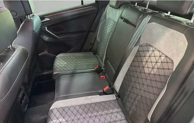 VOLKSWAGEN TIGUAN 2.0 TDI 150ch DSG7 R-Line extérieur arrière 2128130
