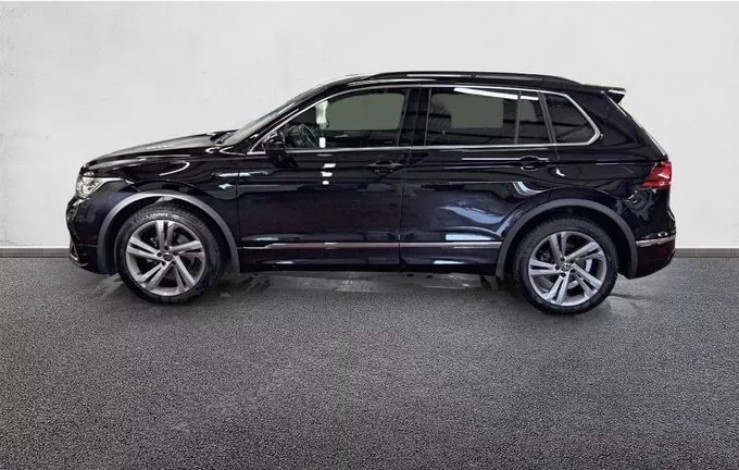 VOLKSWAGEN TIGUAN 2.0 TDI 150ch DSG7 R-Line extérieur trois quart arrière gauche 2128130