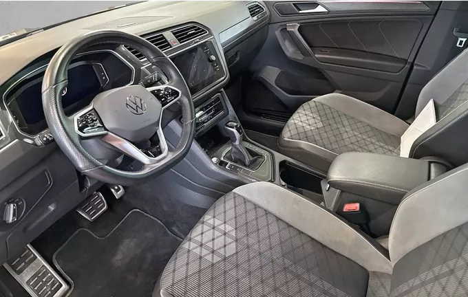 VOLKSWAGEN TIGUAN 2.0 TDI 150ch DSG7 R-Line photo 13 2128130