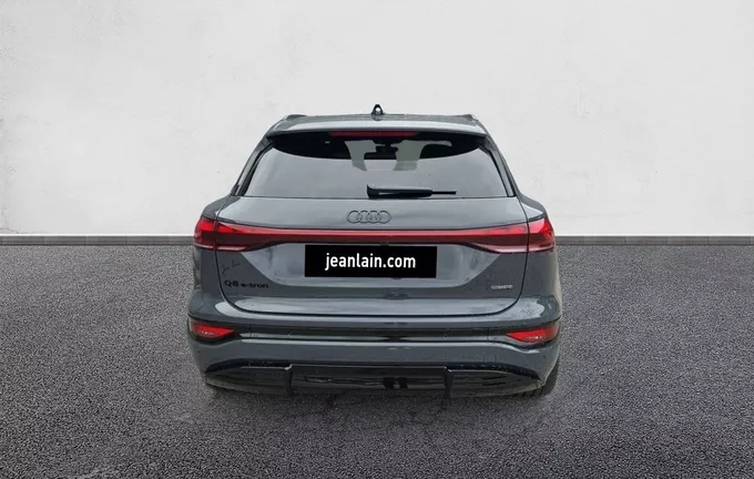 AUDI Q6 E-TRON 428 ch 100 kWh quattro Competition extérieur arrière 5939