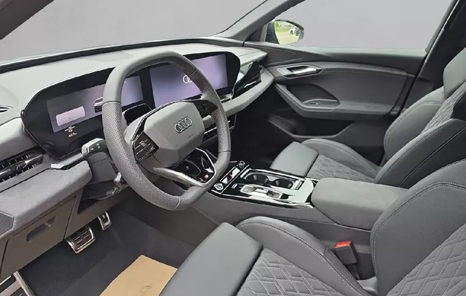 AUDI Q6 E-TRON 428 ch 100 kWh quattro Competition photo 11 5939