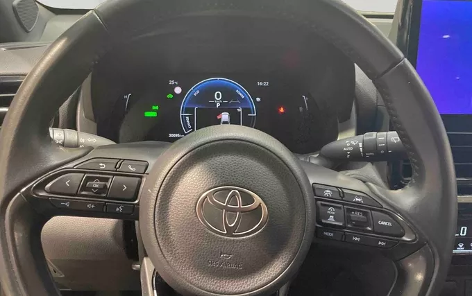 TOYOTA YARIS CROSS Hybride 116h 2WD Design photo 18 1103975