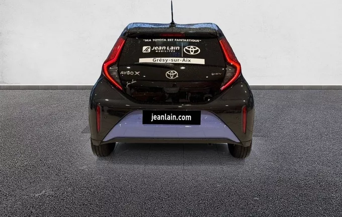 TOYOTA AYGO X Hybride 116h Graphic extérieur arrière 99649