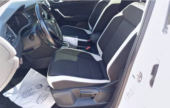 VOLKSWAGEN T-ROC 1.5 TSI 150 EVO Start/Stop DSG7 Carat extérieur trois quart arrière droit 2129098