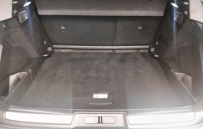 DS DS7 CROSSBACK PureTech 180 EAT8 Rivoli extérieur arrière 945487