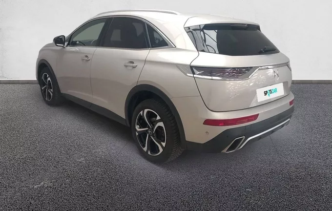 DS DS7 CROSSBACK PureTech 180 EAT8 Rivoli extérieur trois quart arrière gauche 945487