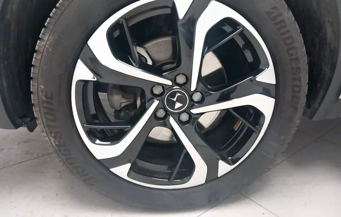 DS DS7 CROSSBACK PureTech 180 EAT8 Rivoli photo 13 945487