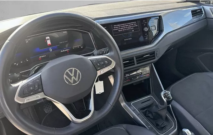 VOLKSWAGEN POLO 1.0 TSI 95 S&S BVM5 Style extérieur trois quart avant droit 2124838