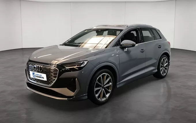 AUDI Q4 E-TRON 45 265 ch 82 kWh quattro S line extérieur trois quart avant gauche 2133316